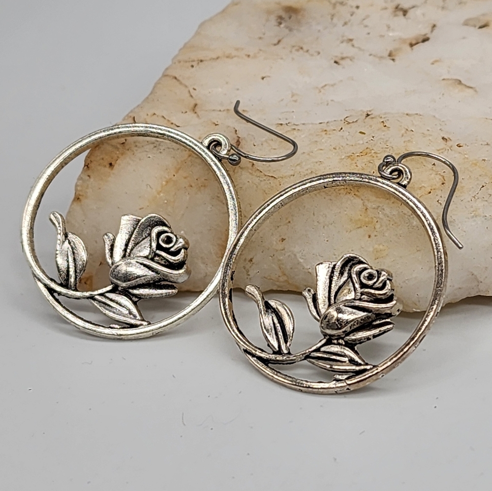 ❤️ Silver Hoop Lightweight Earrings Big Silver Rose Floral Design